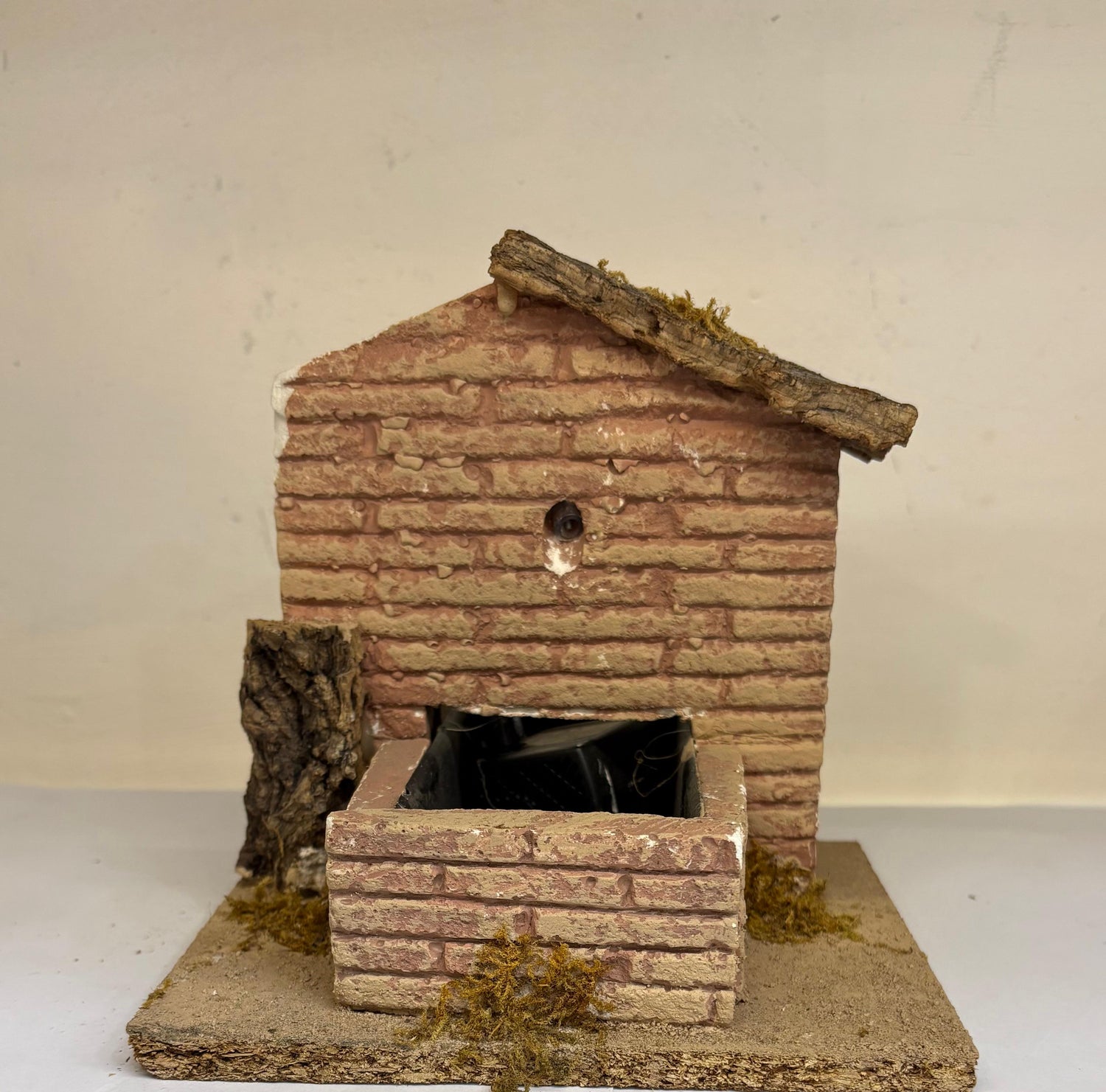 FONTANA FUNZIONANTE IN RESINA