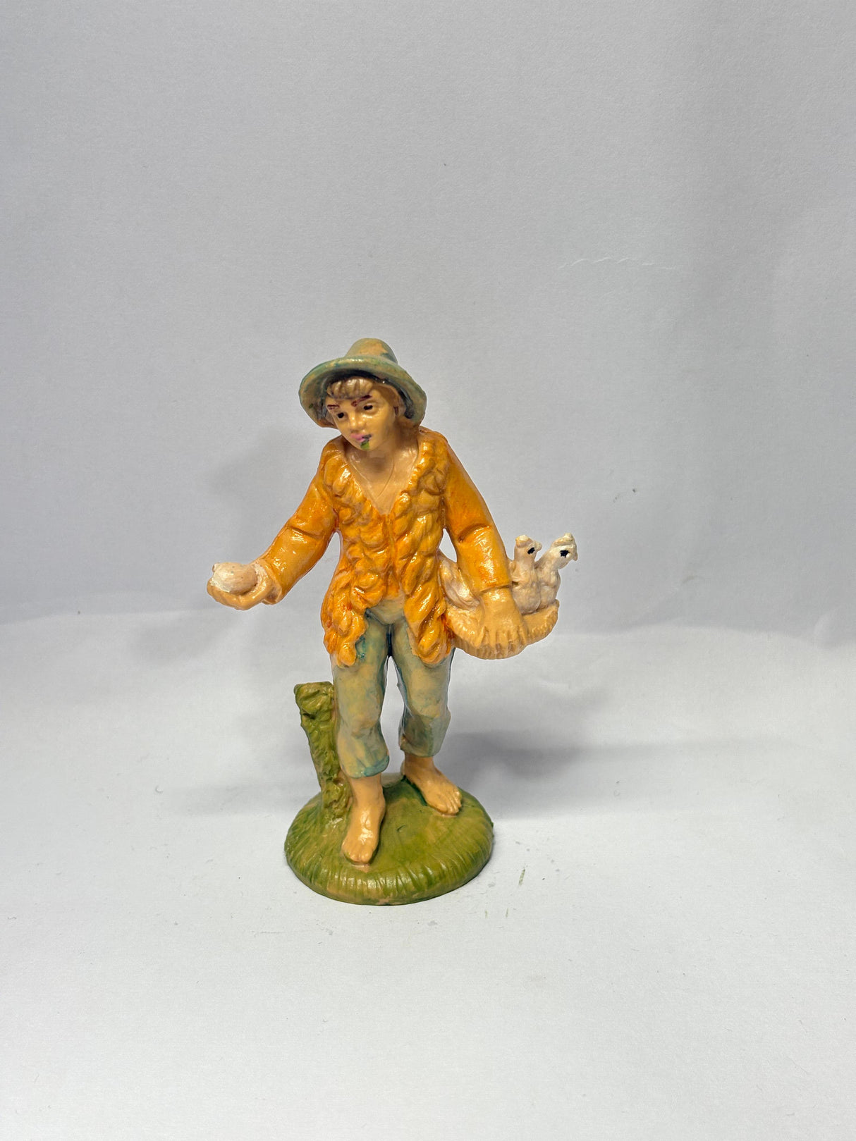 PASTORE CON GALLINE CM 9