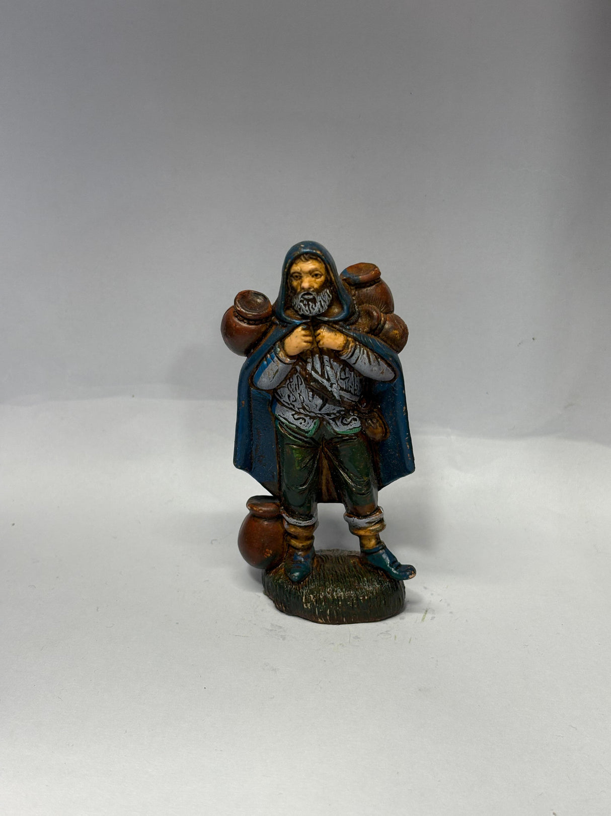 UOMO CON SECCHI CM 10