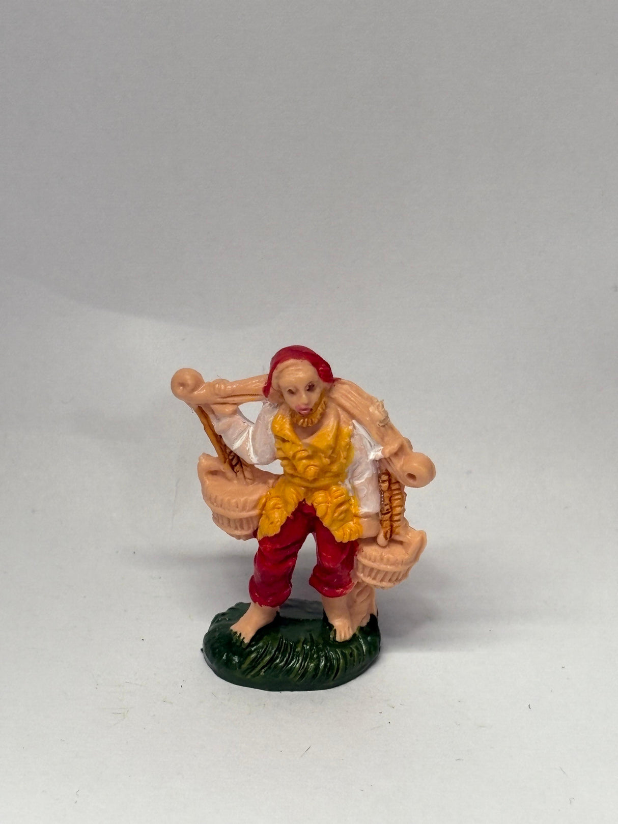 UOMO CON SECCHI CM 4