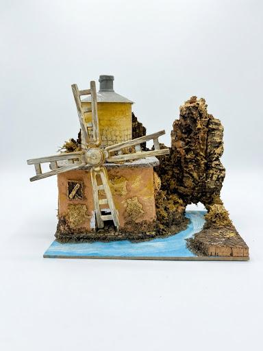 MULINO A VENTO CON MOTORE E RUSCELLO