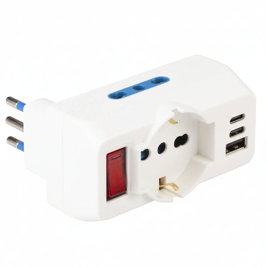 ADATTATORE SALVASPAZIO 10A BIVALENTE E TRE USB